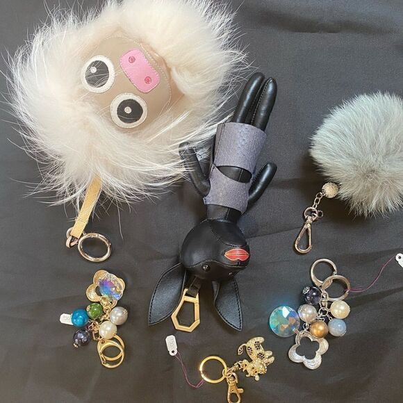Keychain Bundle - all new! - Picture 1 of 9